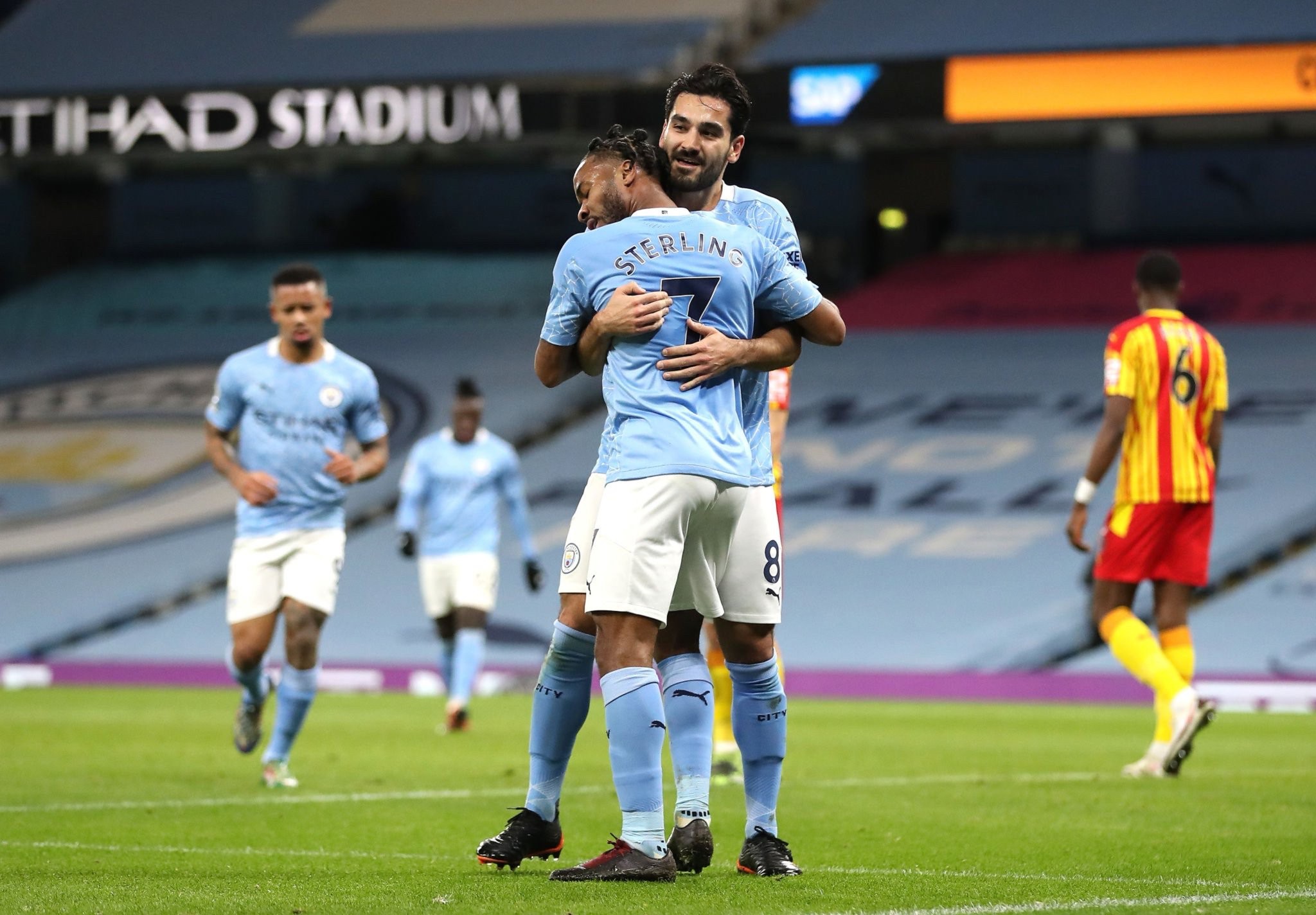 联赛显然是 联赛显然是