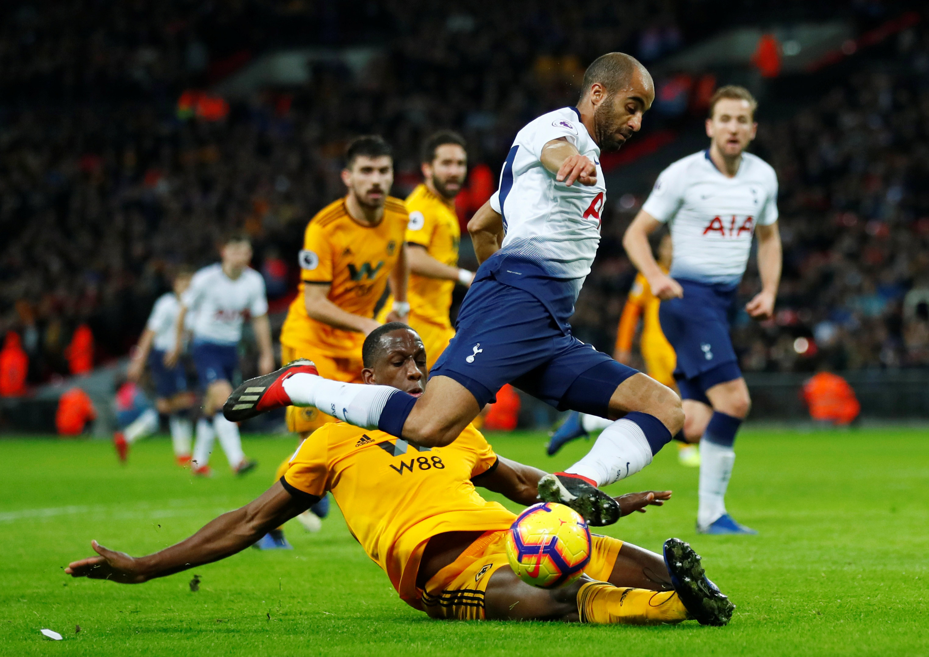 红牌早至 红牌早至